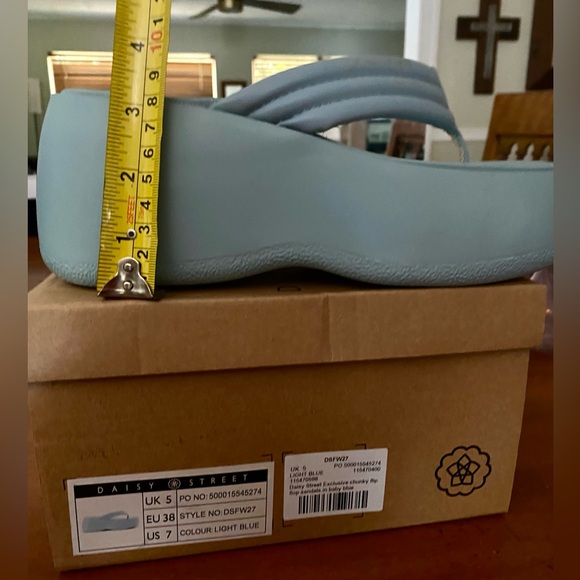 NIB Daisy Street Chunky Platform Flip Flops Sz 7 - Picture 7 of 8